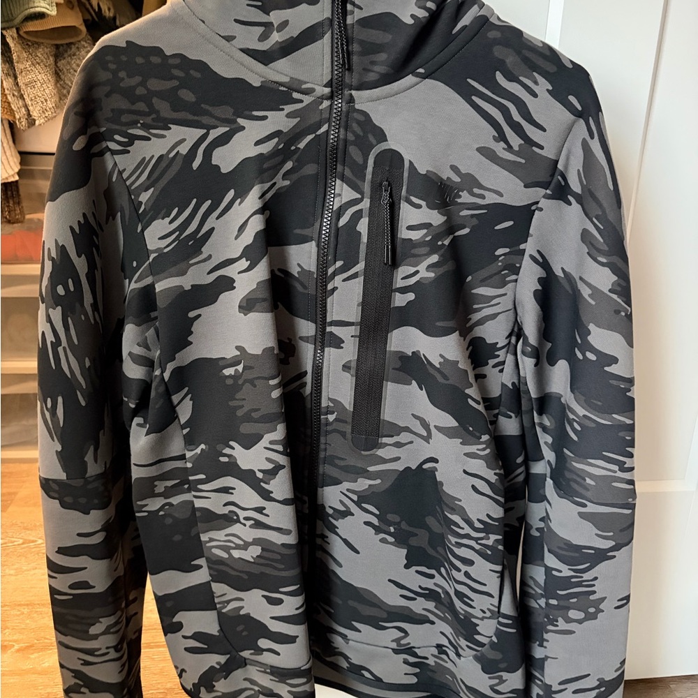 Nike Tech Men's Black and Gray Camouflage Zip Up Sweatshirt
